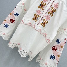 🛒𝐍𝐄𝐖 · 𝟐𝟎𝟐6/爆款现货 原单品质 小众*|2026新品刺绣衬衫 精致版型,高级肌理细腻 极简主义常规剪裁 🛒𝐍𝐄𝐖 · 𝟐𝟎𝟐6/爆款现货 原单品质 小众*|2026新品刺绣衬衫 精致版型,高级肌理细腻 极简主义常规剪裁