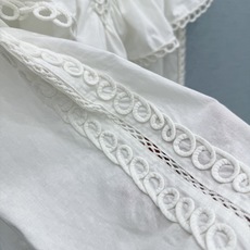🛒𝐍𝐄𝐖 · 𝟐𝟎𝟐6/爆款现货 原单品质 小众*|2026新品水溶花边衬衫 精致版型,高级肌理细腻 极简主义常规剪 🛒𝐍𝐄𝐖 · 𝟐𝟎𝟐6/爆款现货 原单品质 小众*|2026新品水溶花边衬衫 精致版型,高级肌理细腻 极简主义常规剪