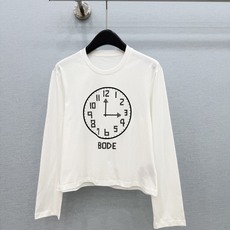 🛒𝐍𝐄𝐖 · 𝟐𝟎𝟐6/爆款现货 【原单品质】 小众|2026新款时钟刺绣长袖上衣 高订面料,减龄百搭版型 ,上身的触 🛒𝐍𝐄𝐖 · 𝟐𝟎𝟐6/爆款现货 【原单品质】 小众|2026新款时钟刺绣长袖上衣 高订面料,减龄百搭版型 ,上身的触