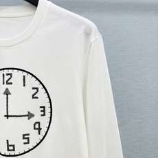 🛒𝐍𝐄𝐖 · 𝟐𝟎𝟐6/爆款现货 【原单品质】 小众|2026新款时钟刺绣长袖上衣 高订面料,减龄百搭版型 ,上身的触 🛒𝐍𝐄𝐖 · 𝟐𝟎𝟐6/爆款现货 【原单品质】 小众|2026新款时钟刺绣长袖上衣 高订面料,减龄百搭版型 ,上身的触
