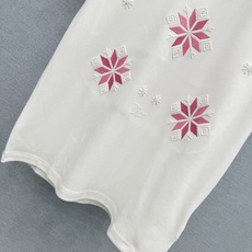 🛒𝐍𝐄𝐖 · 𝟐𝟎𝟐6/爆款现货 【原单品质】Dio*|2026新款刺绣T恤 高订面料,百搭版型 ,上身的触感谁穿谁知 🛒𝐍𝐄𝐖 · 𝟐𝟎𝟐6/爆款现货 【原单品质】Dio*|2026新款刺绣T恤 高订面料,百搭版型 ,上身的触感谁穿谁知