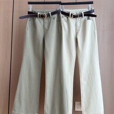 🛒𝐍𝐄𝐖 · 𝟐𝟎𝟐6/爆款现货 【秋冬上新】设计师|26新款毛边喇叭牛仔裤 巨显腿长 爆单款 气质女神必入 定制 🛒𝐍𝐄𝐖 · 𝟐𝟎𝟐6/爆款现货 【秋冬上新】设计师|26新款毛边喇叭牛仔裤 巨显腿长 爆单款 气质女神必入 定制