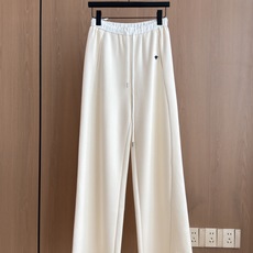 🛒𝐍𝐄𝐖 · 𝟐𝟎𝟐5/爆款现货 【秋冬上新】Di*|抽绳松紧撞色腰头运动休闲裤 定制仿兔毛面料,精致刺绣 日常穿搭 🛒𝐍𝐄𝐖 · 𝟐𝟎𝟐5/爆款现货 【秋冬上新】Di*|抽绳松紧撞色腰头运动休闲裤 定制仿兔毛面料,精致刺绣 日常穿搭