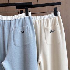 🛒𝐍𝐄𝐖 · 𝟐𝟎𝟐5/爆款现货 【秋冬上新】Di*|抽绳松紧撞色腰头运动休闲裤 定制仿兔毛面料,精致刺绣 日常穿搭 🛒𝐍𝐄𝐖 · 𝟐𝟎𝟐5/爆款现货 【秋冬上新】Di*|抽绳松紧撞色腰头运动休闲裤 定制仿兔毛面料,精致刺绣 日常穿搭
