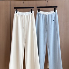 🛒𝐍𝐄𝐖 · 𝟐𝟎𝟐5/爆款现货 【秋冬上新】Di*|抽绳松紧撞色腰头运动休闲裤 定制仿兔毛面料,精致刺绣 日常穿搭 🛒𝐍𝐄𝐖 · 𝟐𝟎𝟐5/爆款现货 【秋冬上新】Di*|抽绳松紧撞色腰头运动休闲裤 定制仿兔毛面料,精致刺绣 日常穿搭