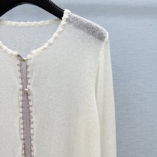 🛒𝐍𝐄𝐖 · 𝟐𝟎𝟐6/爆款现货 【原单品质】小众|2026早秋新款法式羊毛🦙手钩撞色针织开衫 高订纱线,柔软亲肤,百搭 🛒𝐍𝐄𝐖 · 𝟐𝟎𝟐6/爆款现货 【原单品质】小众|2026早秋新款法式羊毛🦙手钩撞色针织开衫 高订纱线,柔软亲肤,百搭