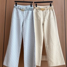 🛒𝐍𝐄𝐖 · 𝟐𝟎𝟐6/爆款现货 【秋冬新款】设计师|D家专属色织刺绣双口袋牛仔裤 采用高端定制面料,牛仔穿起来非常舒适 🛒𝐍𝐄𝐖 · 𝟐𝟎𝟐6/爆款现货 【秋冬新款】设计师|D家专属色织刺绣双口袋牛仔裤 采用高端定制面料,牛仔穿起来非常舒适