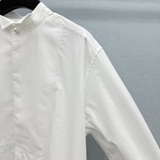 🛒𝐍𝐄𝐖 · 𝟐𝟎𝟐6/爆款现货 【原单品质】Ch*|2026新品订制纯色短款刺绣衬衫 精致版型,高级肌理细腻 极简主 🛒𝐍𝐄𝐖 · 𝟐𝟎𝟐6/爆款现货 【原单品质】Ch*|2026新品订制纯色短款刺绣衬衫 精致版型,高级肌理细腻 极简主