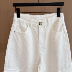 🛒𝐍𝐄𝐖 · 𝟐𝟎𝟐6/爆款现货 【秋冬上新】设计师|26新款双侧袋提花直筒牛仔裤 爆单款 气质女神必入 定制专属图 🛒𝐍𝐄𝐖 · 𝟐𝟎𝟐6/爆款现货 【秋冬上新】设计师|26新款双侧袋提花直筒牛仔裤 爆单款 气质女神必入 定制专属图