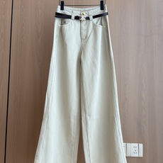 🛒𝐍𝐄𝐖 · 𝟐𝟎𝟐6/爆款现货 【秋冬上新】设计师|26新款凯旋刺绣牛仔裤 巨显腿长 爆单款 气质女神必入 定制 🛒𝐍𝐄𝐖 · 𝟐𝟎𝟐6/爆款现货 【秋冬上新】设计师|26新款凯旋刺绣牛仔裤 巨显腿长 爆单款 气质女神必入 定制