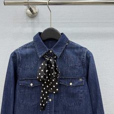 🛒𝐍𝐄𝐖 · 𝟐𝟎𝟐6/爆款现货 【秋冬上新】Va*|2026新品波点丝巾牛仔衬衫 系列款 定制YB斜纹棉牛仔材质 酵 🛒𝐍𝐄𝐖 · 𝟐𝟎𝟐6/爆款现货 【秋冬上新】Va*|2026新品波点丝巾牛仔衬衫 系列款 定制YB斜纹棉牛仔材质 酵