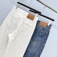 🛒𝐍𝐄𝐖 · 𝟐𝟎𝟐6/爆款现货 【秋冬上新】设计师|26新款老花满身提花直筒牛仔裤 爆单款 气质女神必入 定制专属 🛒𝐍𝐄𝐖 · 𝟐𝟎𝟐6/爆款现货 【秋冬上新】设计师|26新款老花满身提花直筒牛仔裤 爆单款 气质女神必入 定制专属