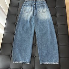 🛒𝐍𝐄𝐖 · 𝟐𝟎𝟐6/爆款现货 【秋冬上新】设计师|26新款翻边烫钻牛仔裤 爆单款 气质女神必入 定制专属图案 高 🛒𝐍𝐄𝐖 · 𝟐𝟎𝟐6/爆款现货 【秋冬上新】设计师|26新款翻边烫钻牛仔裤 爆单款 气质女神必入 定制专属图案 高