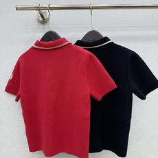 🛒𝐍𝐄𝐖 · 𝟐𝟎𝟐6/爆款现货 【原单品质】 Mon*|2026新款粗针翻领拼接针织T恤 高订面料,百搭版型 ,上身 🛒𝐍𝐄𝐖 · 𝟐𝟎𝟐6/爆款现货 【原单品质】 Mon*|2026新款粗针翻领拼接针织T恤 高订面料,百搭版型 ,上身