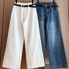 🛒𝐍𝐄𝐖 · 𝟐𝟎𝟐6/爆款现货 【秋冬新款】Ch*|定制菱格小香风手工订珠牛仔裤 配定制腰带 采用高端定制面料,牛仔穿 🛒𝐍𝐄𝐖 · 𝟐𝟎𝟐6/爆款现货 【秋冬新款】Ch*|定制菱格小香风手工订珠牛仔裤 配定制腰带 采用高端定制面料,牛仔穿