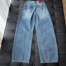 🛒𝐍𝐄𝐖 · 𝟐𝟎𝟐6/爆款现货 【秋冬上新】设计师|26新款错层撞色刺绣镰刀式牛仔裤 爆单款 气质女神必入 定制专 🛒𝐍𝐄𝐖 · 𝟐𝟎𝟐6/爆款现货 【秋冬上新】设计师|26新款错层撞色刺绣镰刀式牛仔裤 爆单款 气质女神必入 定制专