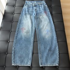 🛒𝐍𝐄𝐖 · 𝟐𝟎𝟐6/爆款现货 【秋冬上新】设计师|26新款错层撞色刺绣镰刀式牛仔裤 爆单款 气质女神必入 定制专 🛒𝐍𝐄𝐖 · 𝟐𝟎𝟐6/爆款现货 【秋冬上新】设计师|26新款错层撞色刺绣镰刀式牛仔裤 爆单款 气质女神必入 定制专