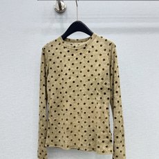 🛒𝐍𝐄𝐖 · 𝟐𝟎𝟐6/爆款现货 【原单品质】 小众|2026新款植绒波点扎染长袖打底衫 高订面料,减龄百搭版型 ,上 🛒𝐍𝐄𝐖 · 𝟐𝟎𝟐6/爆款现货 【原单品质】 小众|2026新款植绒波点扎染长袖打底衫 高订面料,减龄百搭版型 ,上