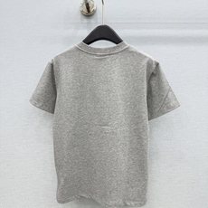 🛒𝐍𝐄𝐖 · 𝟐𝟎𝟐6/爆款现货 【原单品质】Dio*|2026新款刺绣烫钻T恤 高订面料,百搭版型 ,上身的触感谁穿 🛒𝐍𝐄𝐖 · 𝟐𝟎𝟐6/爆款现货 【原单品质】Dio*|2026新款刺绣烫钻T恤 高订面料,百搭版型 ,上身的触感谁穿