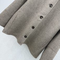 🛒𝐍𝐄𝐖 · 𝟐𝟎𝟐6/爆款现货 【原单品质】Lp*|26秋冬新品高支羊绒羊毛双面呢针织领拼接大衣外套 订制高端面料,色 🛒𝐍𝐄𝐖 · 𝟐𝟎𝟐6/爆款现货 【原单品质】Lp*|26秋冬新品高支羊绒羊毛双面呢针织领拼接大衣外套 订制高端面料,色