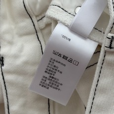 🛒𝐍𝐄𝐖 · 𝟐𝟎𝟐6/爆款现货 【秋冬新款】设计师|明线刺绣倒三角贴牌牛仔裤 采用高端定制面料,牛仔穿起来非常舒适,常 🛒𝐍𝐄𝐖 · 𝟐𝟎𝟐6/爆款现货 【秋冬新款】设计师|明线刺绣倒三角贴牌牛仔裤 采用高端定制面料,牛仔穿起来非常舒适,常
