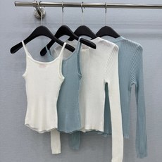 🛒𝐍𝐄𝐖 · 𝟐𝟎𝟐6/爆款现货 【原单品质】小众|2026新款针织开衫两件套 订制纱线,名媛气质风拿捏得恰到好处,版型 🛒𝐍𝐄𝐖 · 𝟐𝟎𝟐6/爆款现货 【原单品质】小众|2026新款针织开衫两件套 订制纱线,名媛气质风拿捏得恰到好处,版型