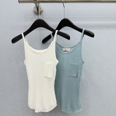 🛒𝐍𝐄𝐖 · 𝟐𝟎𝟐6/爆款现货 【原单品质】小众|2026新款针织开衫两件套 订制纱线,名媛气质风拿捏得恰到好处,版型 🛒𝐍𝐄𝐖 · 𝟐𝟎𝟐6/爆款现货 【原单品质】小众|2026新款针织开衫两件套 订制纱线,名媛气质风拿捏得恰到好处,版型
