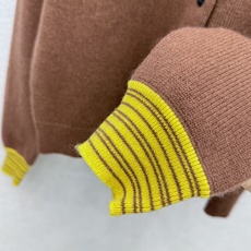 🛒𝐍𝐄𝐖 · 𝟐𝟎𝟐6/爆款现货 【原单品质】小众|2026早秋新款法式羊绒撞色翻领针织衫 高订纱线,柔软亲肤,百搭版型 🛒𝐍𝐄𝐖 · 𝟐𝟎𝟐6/爆款现货 【原单品质】小众|2026早秋新款法式羊绒撞色翻领针织衫 高订纱线,柔软亲肤,百搭版型