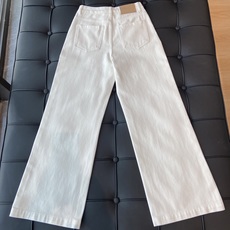 🛒𝐍𝐄𝐖 · 𝟐𝟎𝟐6/爆款现货 【秋冬新款】Ch*|定制网格小香风钩花口袋牛仔裤 采用高端定制面料,牛仔穿起来非常舒 🛒𝐍𝐄𝐖 · 𝟐𝟎𝟐6/爆款现货 【秋冬新款】Ch*|定制网格小香风钩花口袋牛仔裤 采用高端定制面料,牛仔穿起来非常舒