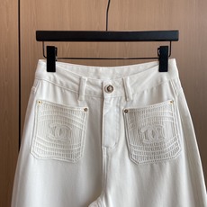 🛒𝐍𝐄𝐖 · 𝟐𝟎𝟐6/爆款现货 【秋冬新款】Ch*|定制网格小香风钩花口袋牛仔裤 采用高端定制面料,牛仔穿起来非常舒 🛒𝐍𝐄𝐖 · 𝟐𝟎𝟐6/爆款现货 【秋冬新款】Ch*|定制网格小香风钩花口袋牛仔裤 采用高端定制面料,牛仔穿起来非常舒