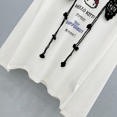 🛒𝐍𝐄𝐖 · 𝟐𝟎𝟐6/爆款现货 【原单品质】 小众|2026新款烫钻印花可拆卸针织领长袖T恤 高订面料,减龄百搭版型 🛒𝐍𝐄𝐖 · 𝟐𝟎𝟐6/爆款现货 【原单品质】 小众|2026新款烫钻印花可拆卸针织领长袖T恤 高订面料,减龄百搭版型