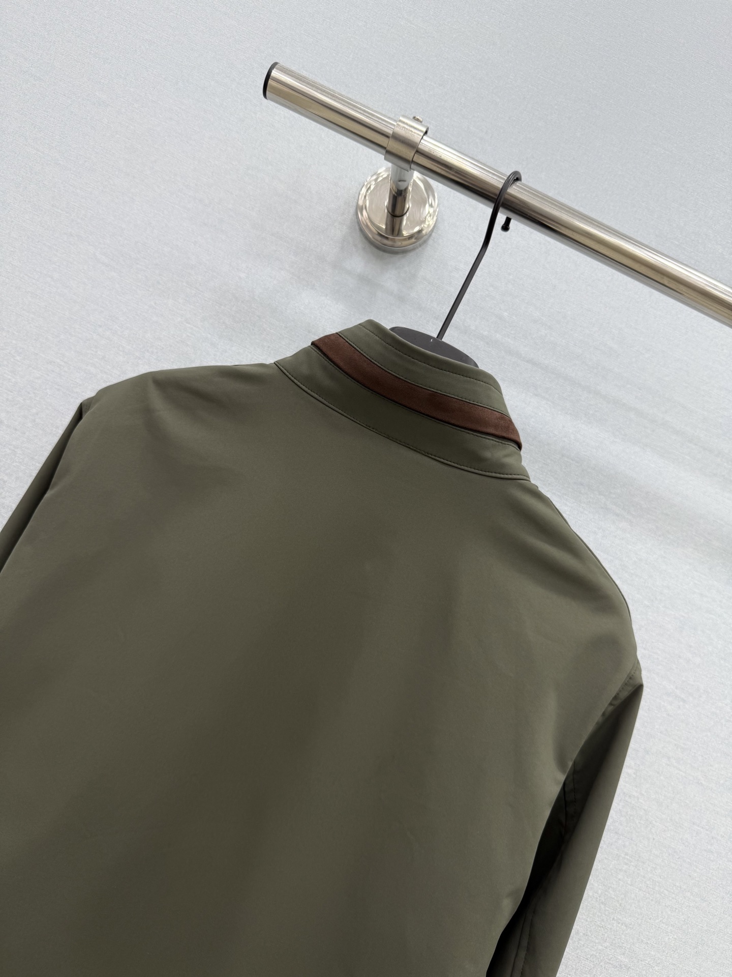 🛒𝐍𝐄𝐖 · 𝟐𝟎𝟐6/爆款现货 【原版定制】LP｜26秋冬新款本命工装外套｜军绿色太有松弛感🍂 今年很爱的复古工装风短