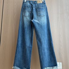 🛒𝐍𝐄𝐖 · 𝟐𝟎𝟐6/爆款现货 【秋冬上新】设计师|26新款印花卷边直筒牛仔裤 爆单款 气质女神必入 定制专属图案 🛒𝐍𝐄𝐖 · 𝟐𝟎𝟐6/爆款现货 【秋冬上新】设计师|26新款印花卷边直筒牛仔裤 爆单款 气质女神必入 定制专属图案