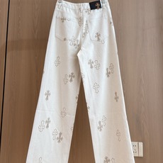🛒𝐍𝐄𝐖 · 𝟐𝟎𝟐6/爆款现货 设计师 原创|定制十字架提花牛仔裤 采用高端定制面料,牛仔穿起来非常舒适,常规设计, 🛒𝐍𝐄𝐖 · 𝟐𝟎𝟐6/爆款现货 设计师 原创|定制十字架提花牛仔裤 采用高端定制面料,牛仔穿起来非常舒适,常规设计,