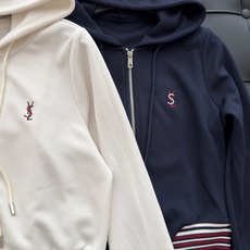 🛒𝐍𝐄𝐖 · 𝟐𝟎𝟐6/爆款现货 【秋冬上新】Ys*|26新品经典织带外套长裤套装! 高端定制刺绣双拉链上衣 搭配松弛 🛒𝐍𝐄𝐖 · 𝟐𝟎𝟐6/爆款现货 【秋冬上新】Ys*|26新品经典织带外套长裤套装! 高端定制刺绣双拉链上衣 搭配松弛