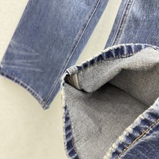🛒𝐍𝐄𝐖 · 𝟐𝟎𝟐6/爆款现货 【秋冬上新】设计师|26新款斜扣老花直筒牛仔裤 爆单款 气质女神必入 定制专属图案 🛒𝐍𝐄𝐖 · 𝟐𝟎𝟐6/爆款现货 【秋冬上新】设计师|26新款斜扣老花直筒牛仔裤 爆单款 气质女神必入 定制专属图案