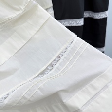 🛒𝐍𝐄𝐖 · 𝟐𝟎𝟐6/爆款现货 原单品质 小众|26经典蕾丝花边半裙 法式风极致穿搭 最新系列单品 强烈推荐 宽松 🛒𝐍𝐄𝐖 · 𝟐𝟎𝟐6/爆款现货 原单品质 小众|26经典蕾丝花边半裙 法式风极致穿搭 最新系列单品 强烈推荐 宽松
