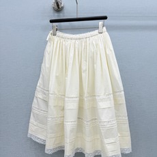 🛒𝐍𝐄𝐖 · 𝟐𝟎𝟐6/爆款现货 原单品质 小众|26经典蕾丝花边半裙 法式风极致穿搭 最新系列单品 强烈推荐 宽松 🛒𝐍𝐄𝐖 · 𝟐𝟎𝟐6/爆款现货 原单品质 小众|26经典蕾丝花边半裙 法式风极致穿搭 最新系列单品 强烈推荐 宽松
