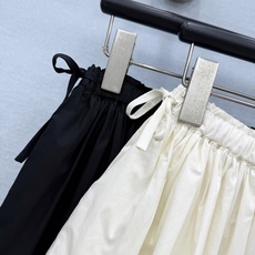🛒𝐍𝐄𝐖 · 𝟐𝟎𝟐6/爆款现货 原单品质 小众|26经典蕾丝花边半裙 法式风极致穿搭 最新系列单品 强烈推荐 宽松 🛒𝐍𝐄𝐖 · 𝟐𝟎𝟐6/爆款现货 原单品质 小众|26经典蕾丝花边半裙 法式风极致穿搭 最新系列单品 强烈推荐 宽松