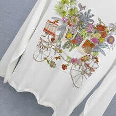 🛒𝐍𝐄𝐖 · 𝟐𝟎𝟐6/爆款现货 【原单品质】 小众|2026新款印花长袖T恤 高订面料,减龄百搭版型 ,上身的触感谁 🛒𝐍𝐄𝐖 · 𝟐𝟎𝟐6/爆款现货 【原单品质】 小众|2026新款印花长袖T恤 高订面料,减龄百搭版型 ,上身的触感谁