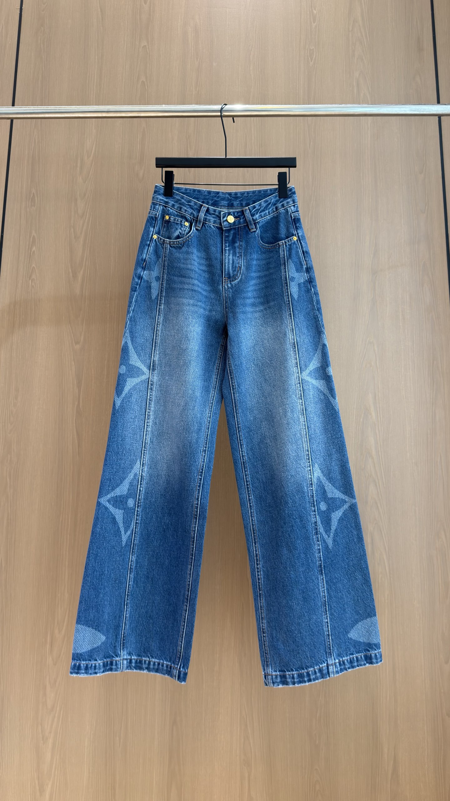 🛒𝐍𝐄𝐖 · 𝟐𝟎𝟐6/爆款现货 【秋冬上新】设计师｜26新款老花印花直筒牛仔裤 爆单款  气质女神必入  定制专属图文