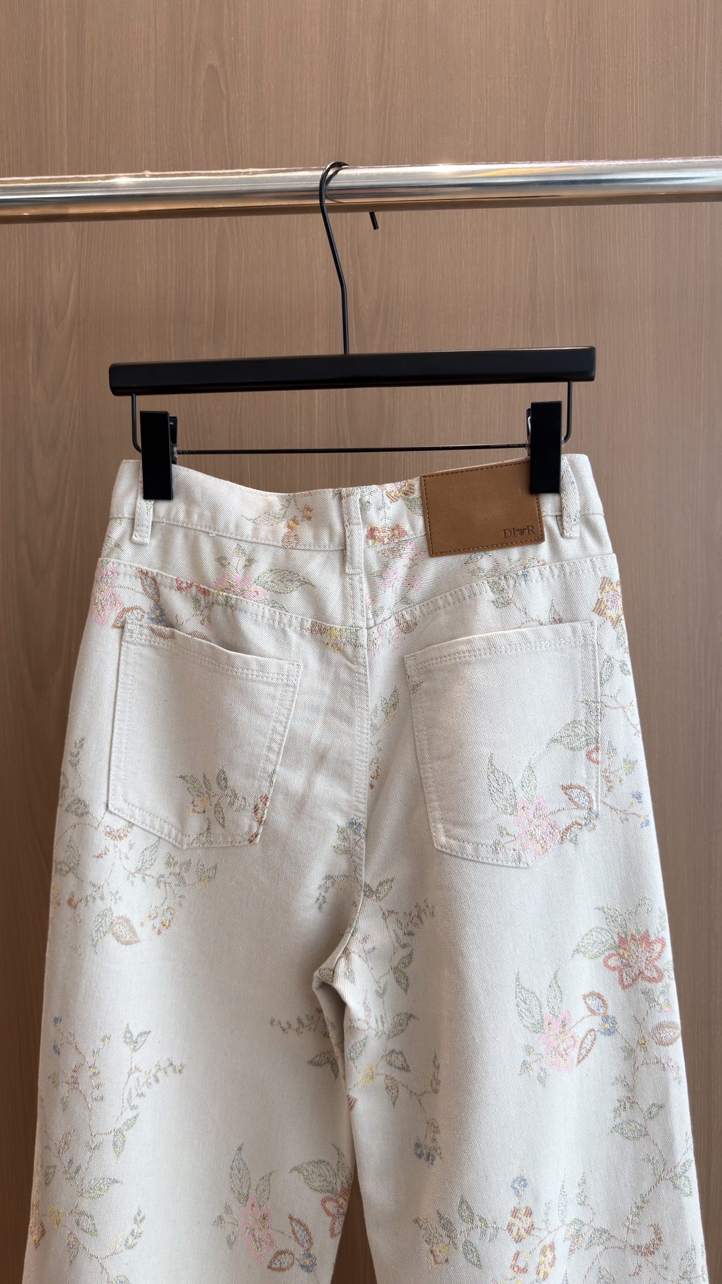 🛒𝐍𝐄𝐖 · 𝟐𝟎𝟐6/爆款现货 【秋冬上新】设计师｜26新款提花直筒牛仔裤 爆单款  气质女神必入  定制专属图文 高