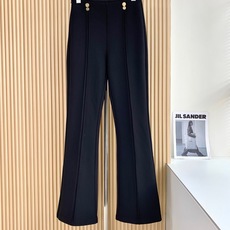 🛒𝐍𝐄𝐖 · 𝟐𝟎𝟐6/爆款现货 【秋冬上新】小众|26早秋新品扣子装饰微喇休闲裤! 定制版型 极简主义法式优雅的气 🛒𝐍𝐄𝐖 · 𝟐𝟎𝟐6/爆款现货 【秋冬上新】小众|26早秋新品扣子装饰微喇休闲裤! 定制版型 极简主义法式优雅的气