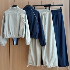 🛒𝐍𝐄𝐖 · 𝟐𝟎𝟐5/爆款现货 【秋冬上新】Ch*|轻奢撞色运动套装|简约不费力的高级感【⚠️高版本】 今年超火的轻运 🛒𝐍𝐄𝐖 · 𝟐𝟎𝟐5/爆款现货 【秋冬上新】Ch*|轻奢撞色运动套装|简约不费力的高级感【⚠️高版本】 今年超火的轻运