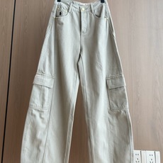 🛒𝐍𝐄𝐖 · 𝟐𝟎𝟐6/爆款现货 【秋冬上新】设计师|26新款撞色刺绣镰刀式工装牛仔裤 爆单系列款 气质女神必入 定 🛒𝐍𝐄𝐖 · 𝟐𝟎𝟐6/爆款现货 【秋冬上新】设计师|26新款撞色刺绣镰刀式工装牛仔裤 爆单系列款 气质女神必入 定