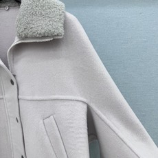 🛒𝐍𝐄𝐖 · 𝟐𝟎𝟐6/爆款现货 【原单品质】B*|26秋冬 毛领蝙蝠袖双面呢外套 ▫面料核心:高支羊毛羊绒 🛒𝐍𝐄𝐖 · 𝟐𝟎𝟐6/爆款现货 【原单品质】B*|26秋冬 毛领蝙蝠袖双面呢外套 ▫面料核心:高支羊毛羊绒