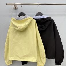 🛒𝐍𝐄𝐖 · 𝟐𝟎𝟐6/爆款现货 【原单品质】Lo *|早秋撞色双层带帽外套|慵懒松弛感封神 今年刚需的抽绳夹克!色系温 🛒𝐍𝐄𝐖 · 𝟐𝟎𝟐6/爆款现货 【原单品质】Lo *|早秋撞色双层带帽外套|慵懒松弛感封神 今年刚需的抽绳夹克!色系温