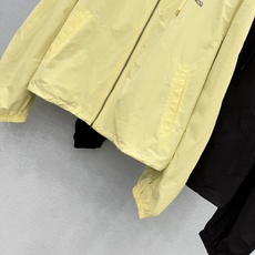 🛒𝐍𝐄𝐖 · 𝟐𝟎𝟐6/爆款现货 【原单品质】Lo *|早秋撞色双层带帽外套|慵懒松弛感封神 今年刚需的抽绳夹克!色系温 🛒𝐍𝐄𝐖 · 𝟐𝟎𝟐6/爆款现货 【原单品质】Lo *|早秋撞色双层带帽外套|慵懒松弛感封神 今年刚需的抽绳夹克!色系温