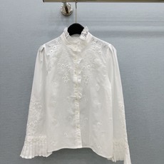 🛒𝐍𝐄𝐖 · 𝟐𝟎𝟐6/爆款现货 原单品质 小众*|2026新品水溶花边衬衫 精致版型,高级肌理细腻 极简主义常规剪 🛒𝐍𝐄𝐖 · 𝟐𝟎𝟐6/爆款现货 原单品质 小众*|2026新品水溶花边衬衫 精致版型,高级肌理细腻 极简主义常规剪