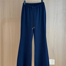 🛒𝐍𝐄𝐖 · 𝟐𝟎𝟐6/爆款现货 【秋冬上新】设计师|26新品休闲套装! 高端定制一字领条纹上衣 搭配抽绳长裤 极简主义 🛒𝐍𝐄𝐖 · 𝟐𝟎𝟐6/爆款现货 【秋冬上新】设计师|26新品休闲套装! 高端定制一字领条纹上衣 搭配抽绳长裤 极简主义